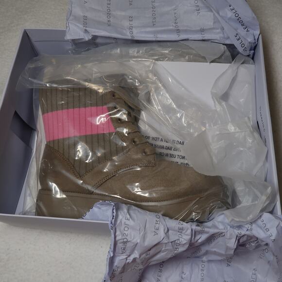 Aerosoles Sirie Kids Chelsea Ankle Fashion Boots Taupe Girls Size 1 Knit Pink - Picture 6 of 13